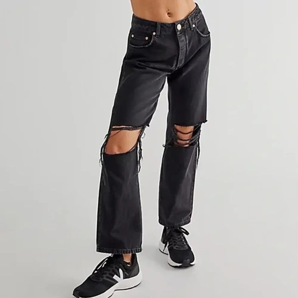 NWOT ONE TEASPOON Trucker Jeans Black Mid Rise Button Fly Size 23 Distressed - Picture 9 of 9